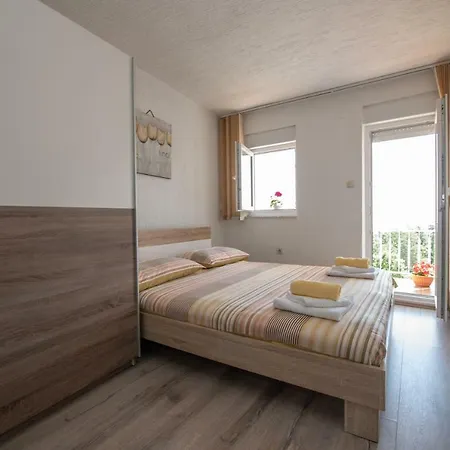 Kuca Za Odmor Nall Apartment *